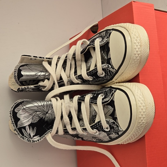 New Converse Chuck 70 Hi Tops Womens Size 5.5 Shoes Floral Silver-Black - Picture 5 of 10